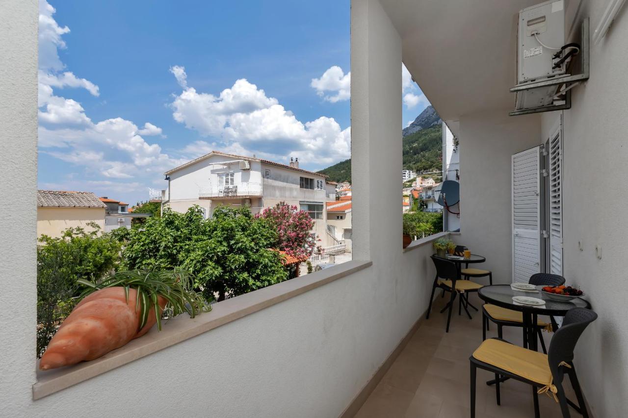 Apartments Divna Baška Voda Eksteriør billede