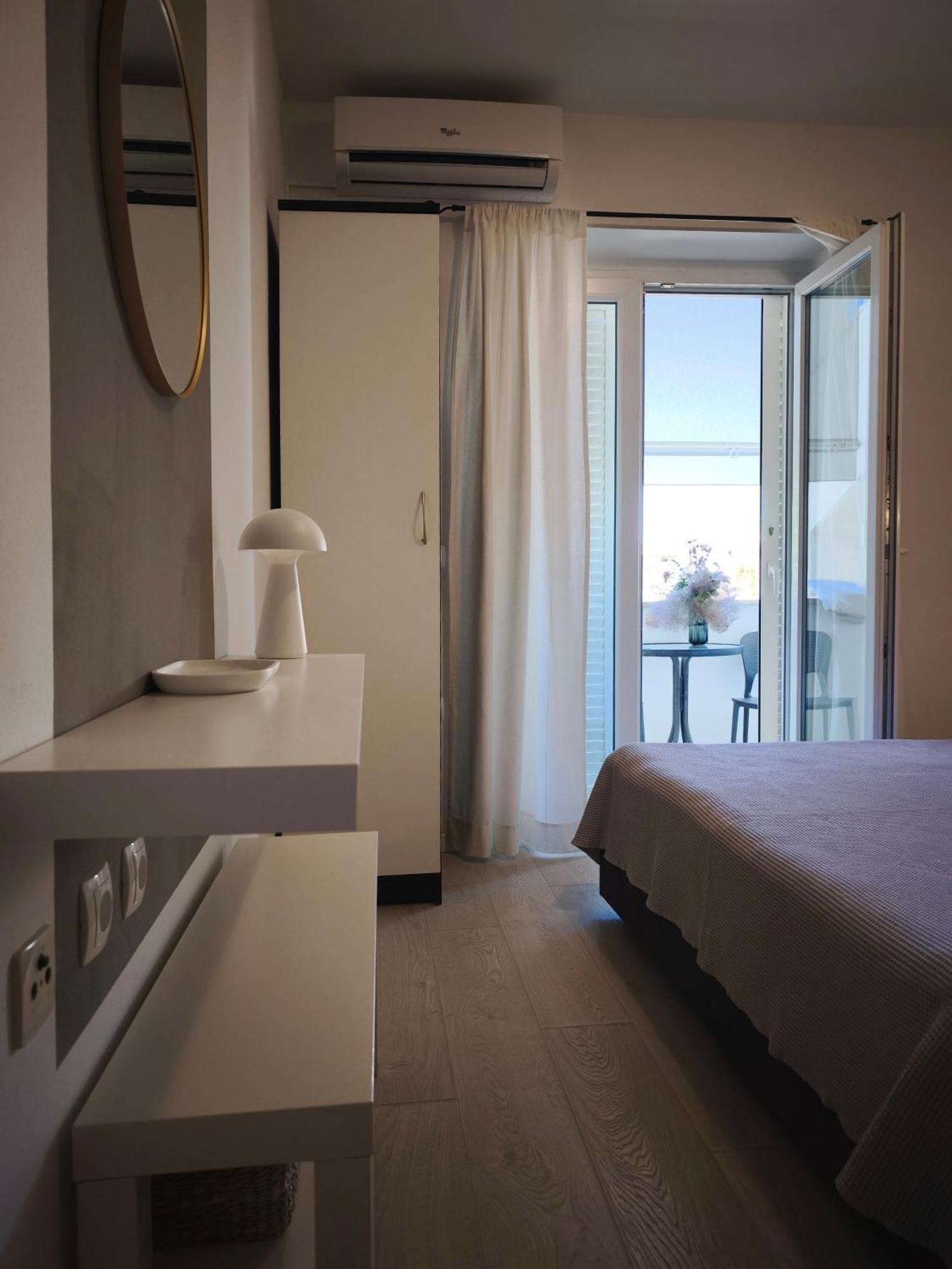 Apartments Divna Baška Voda Eksteriør billede